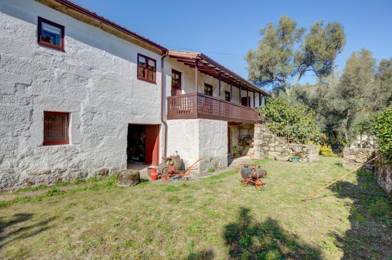塞洛里库迪巴什图 Casa Lavoura Em Requeixo旅馆 外观 照片